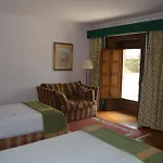 De Gredos نافاريدوندا دي غريدوس
