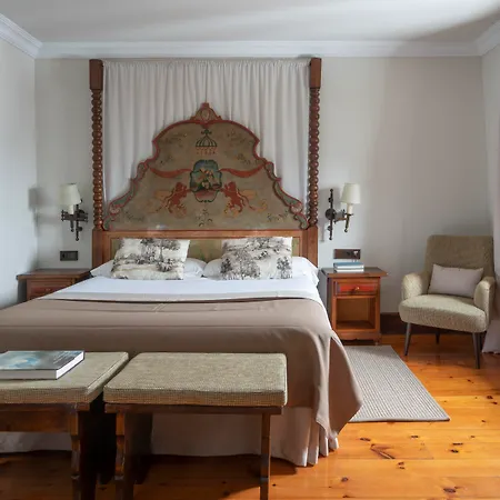 De Gredos Отель 4*