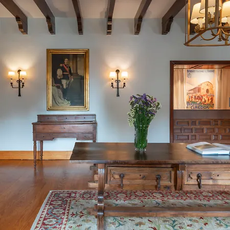 De Gredos Отель 4*