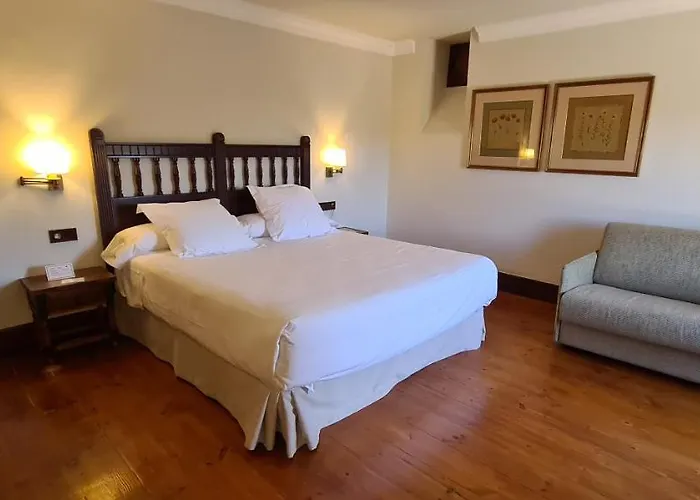 Szálloda De Gredos 4*