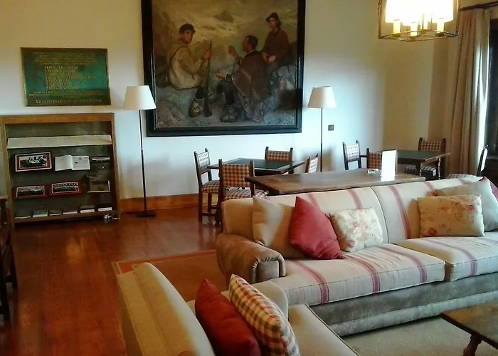 Hotel De Gredos Navarredonda